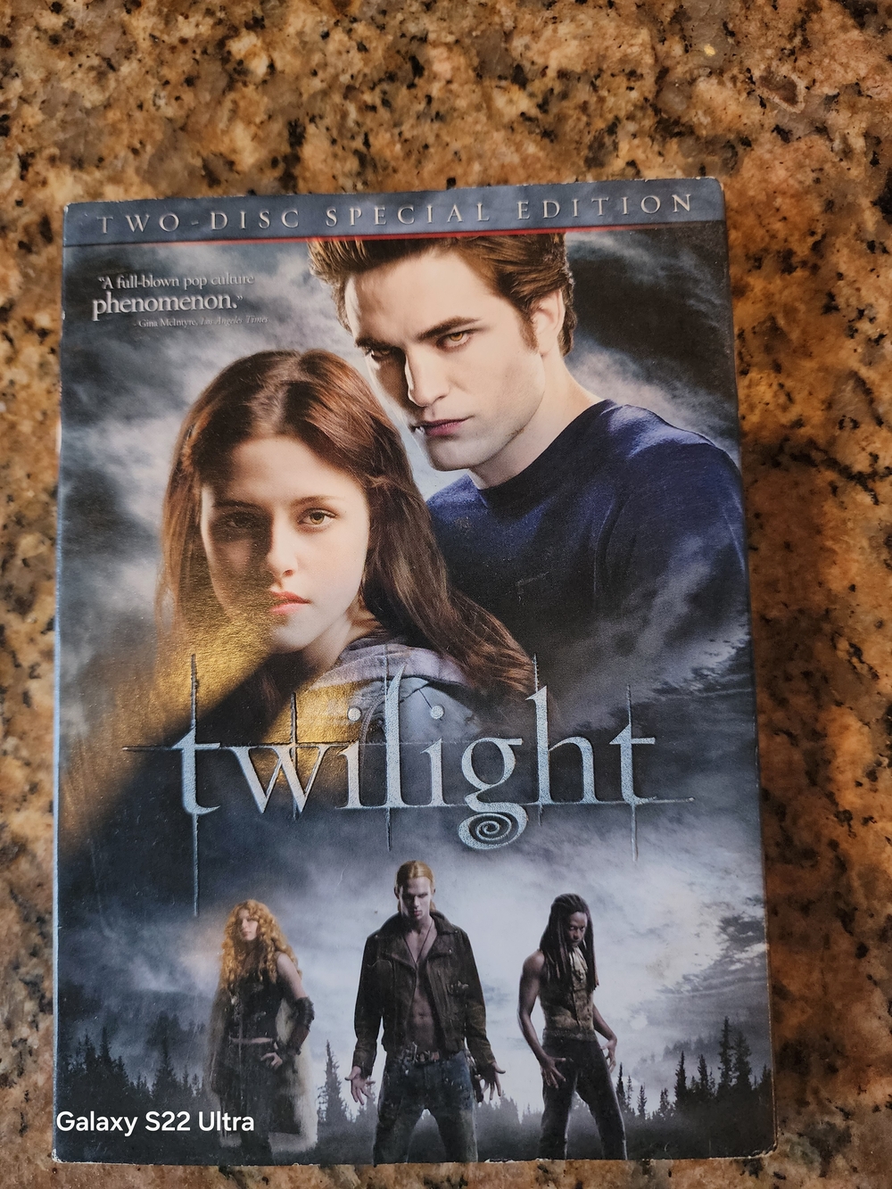 20 X 15$ Assorted DVD Movie Lot - Multi-Color Stack - Picture 14 of 17